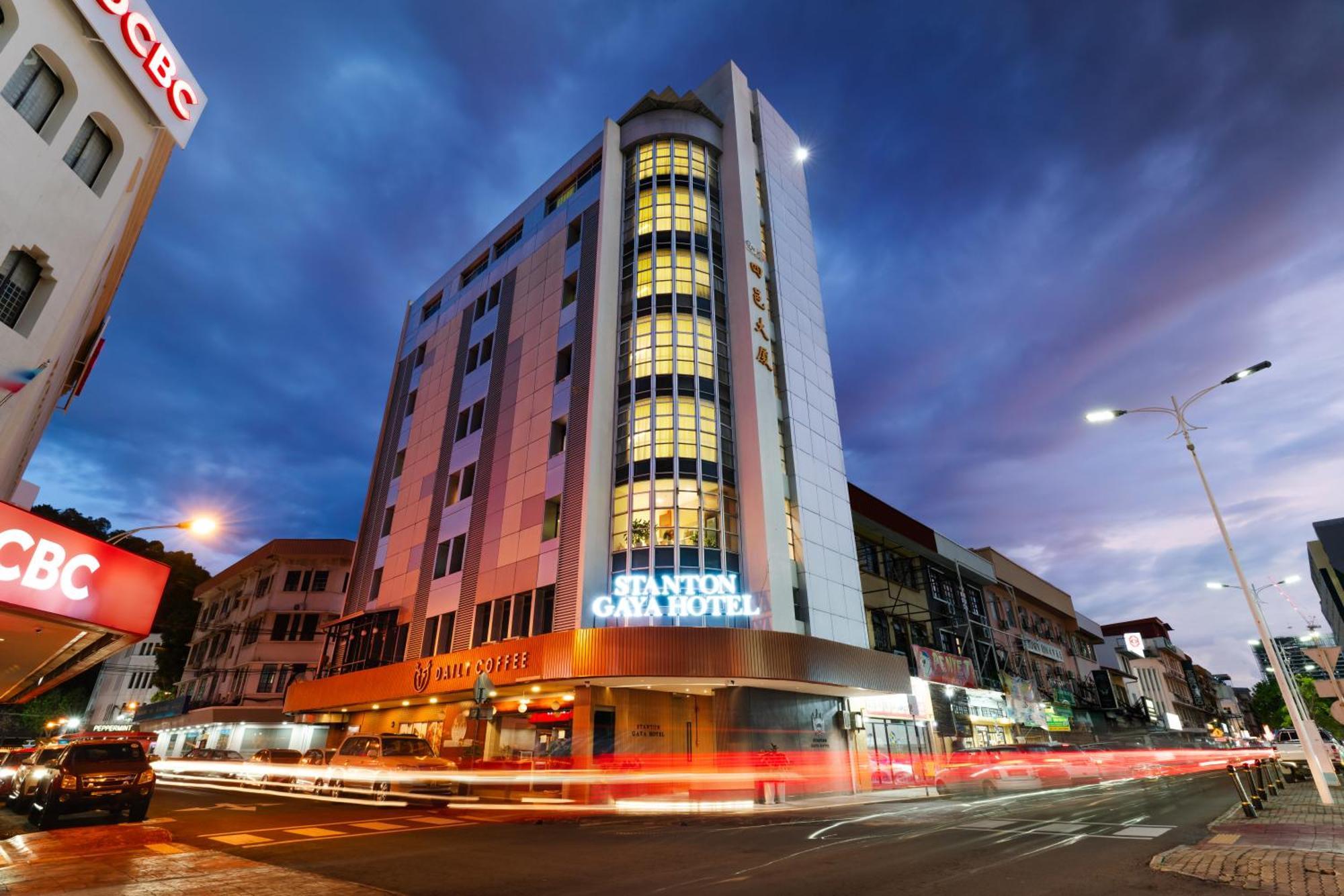 OYO 818 Hotel 11 Kota Kinabalu Exterior foto